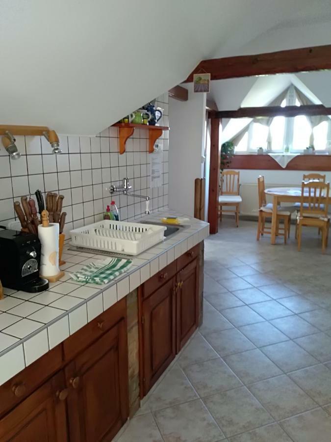 Koko Apartman Тихань Экстерьер фото