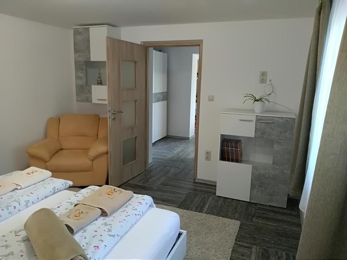 Koko Apartman Тихань Экстерьер фото
